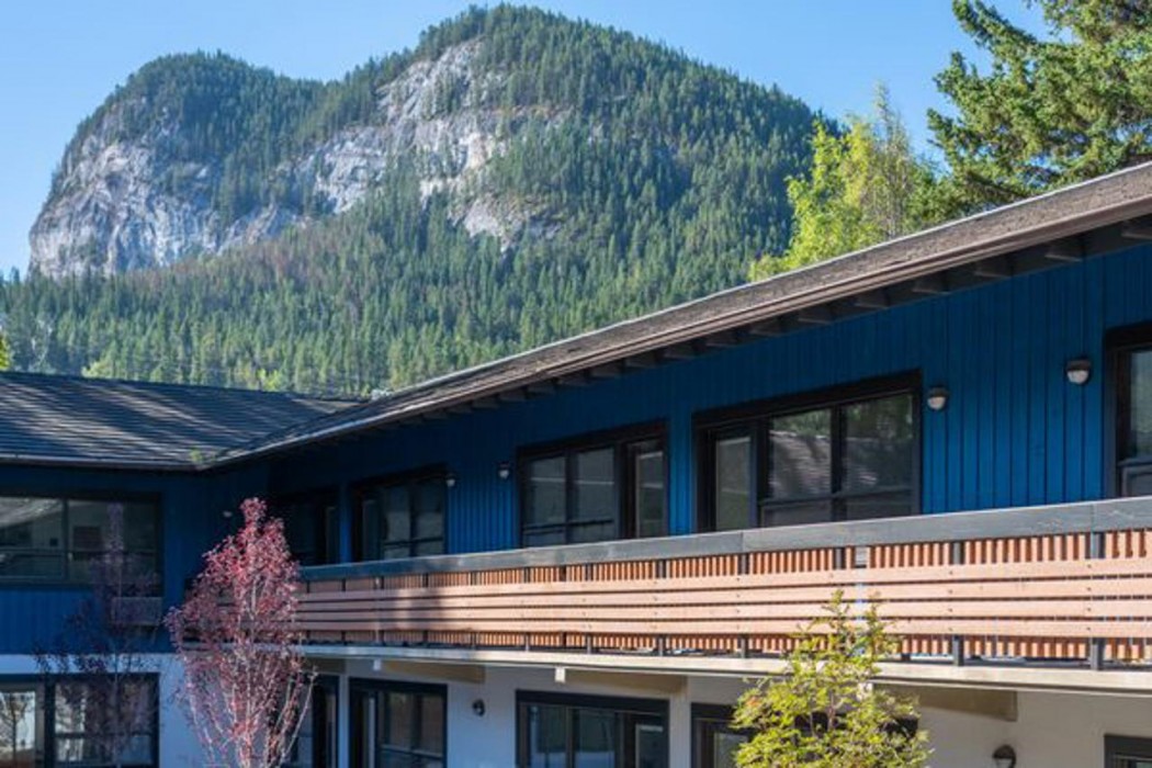 The Dorothy Motel 2/58