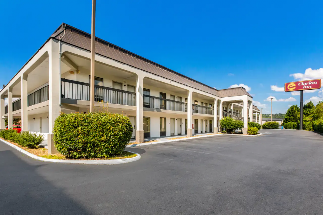 Clarion Inn Cleveland near University 2/31
