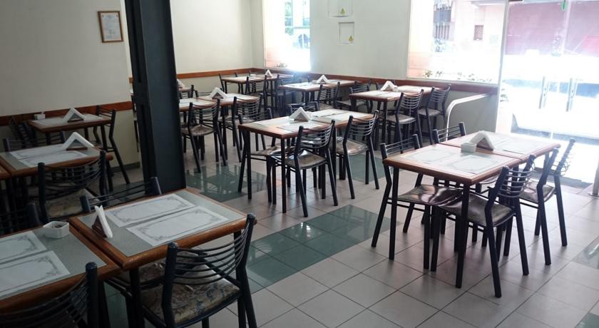 Plaza Roma 31/53