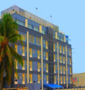THE ISLAND HOTEL 1/39