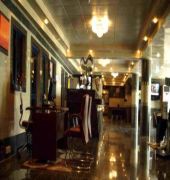 THE ISLAND HOTEL 2/39