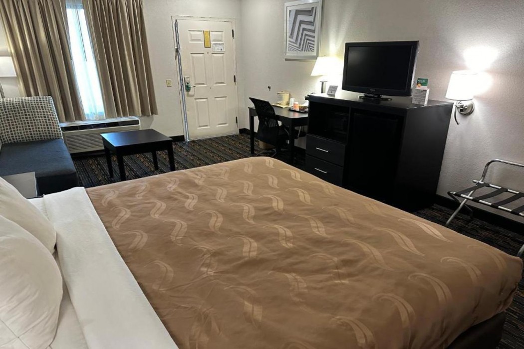 Quality Inn Ashland, KY 21/66
