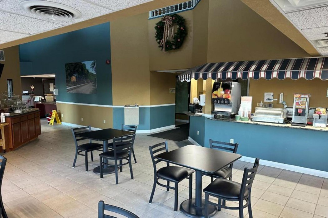 Quality Inn Ashland, KY 38/66