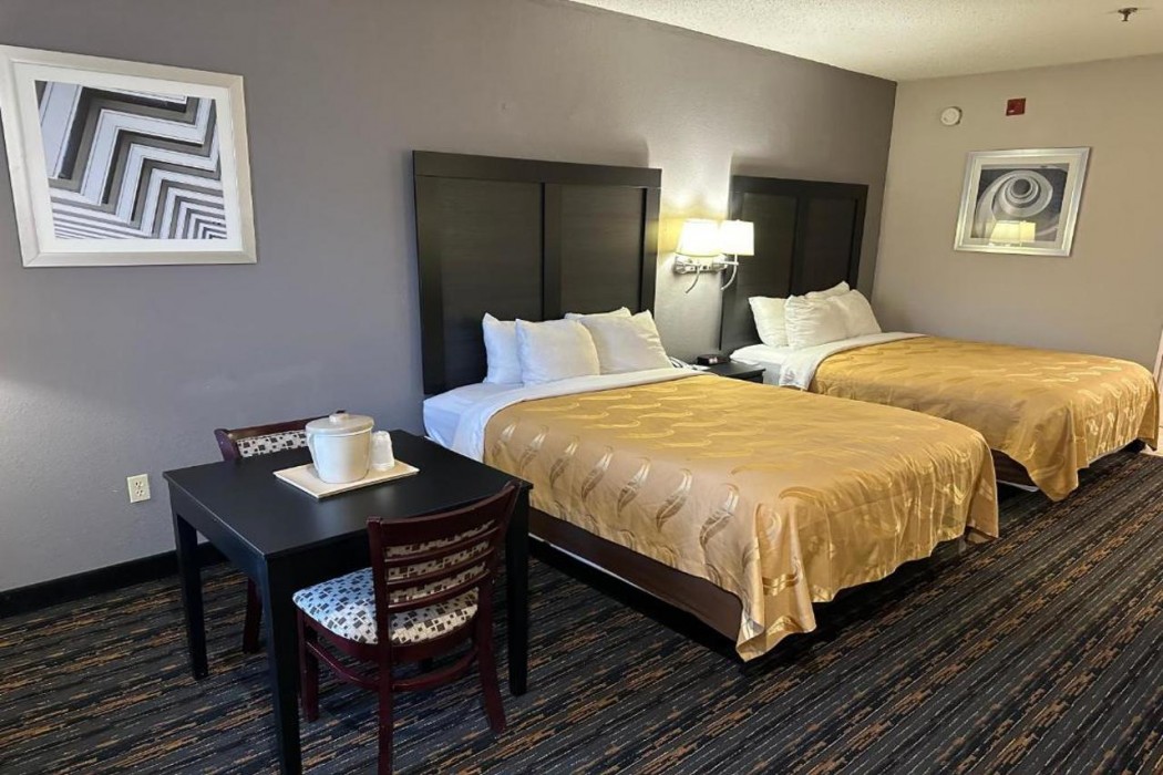 Quality Inn Ashland, KY 23/66