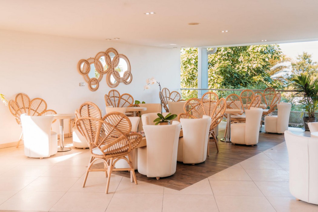 Akoya Hotel and Spa 33/68