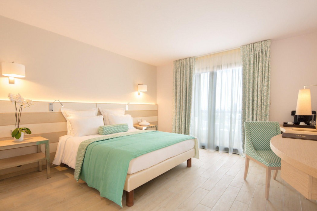 Akoya Hotel and Spa 10/68