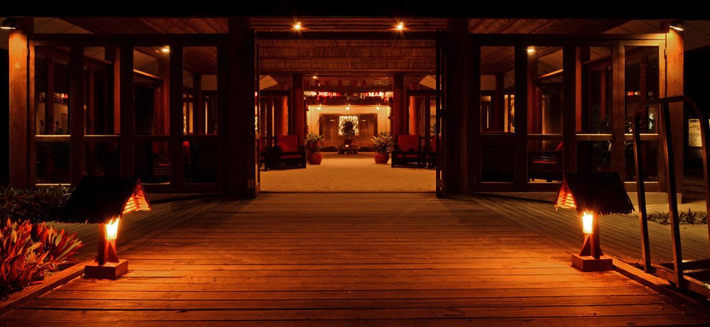 Lobby at Canareef Resort Maldives, Herathera