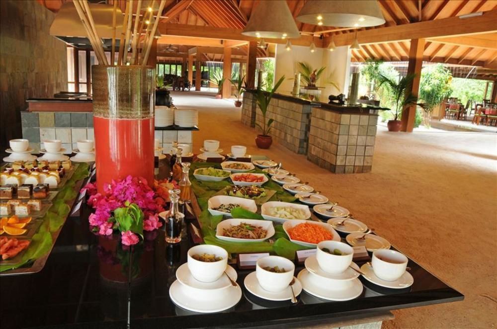 Canareef Resort Maldives 24/65