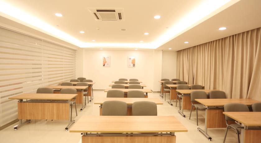HOTEL IBIS HANGZHOU HUANGLONG SPORTS CENTER 12/14