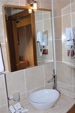 BEST TOWN HOTEL 13/48