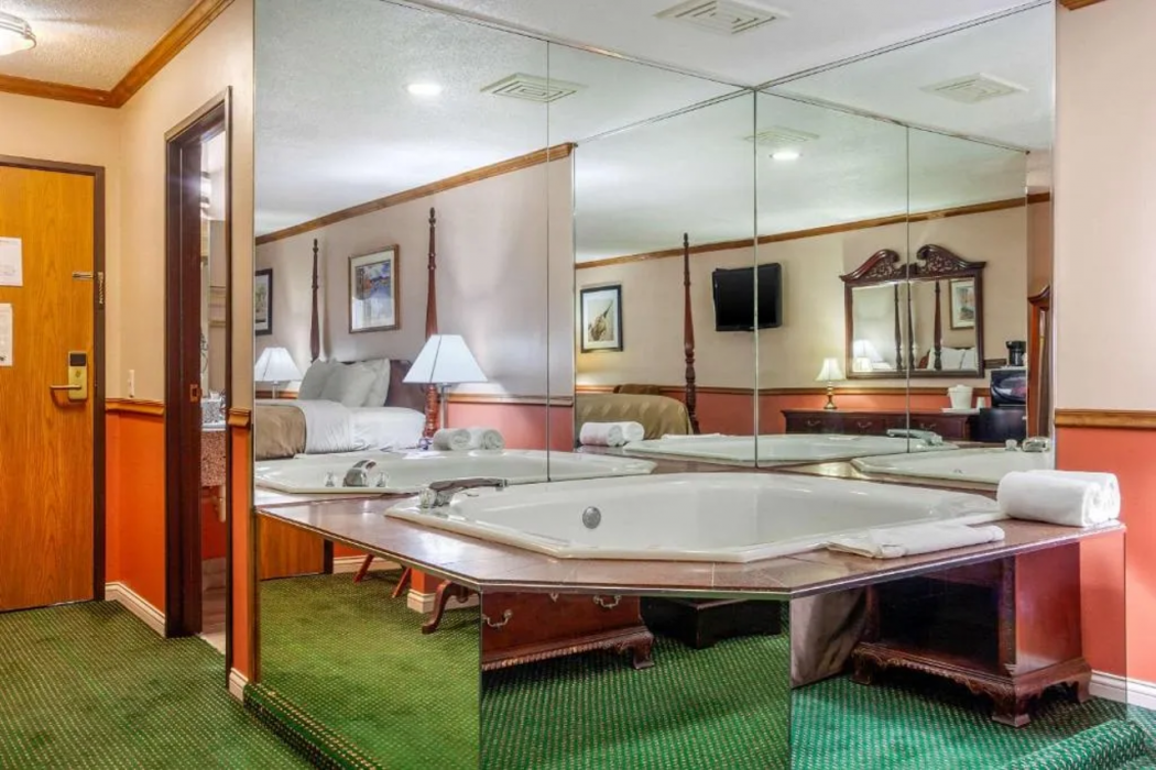 Quality Inn & Suites Prairie Du Chien 11/24