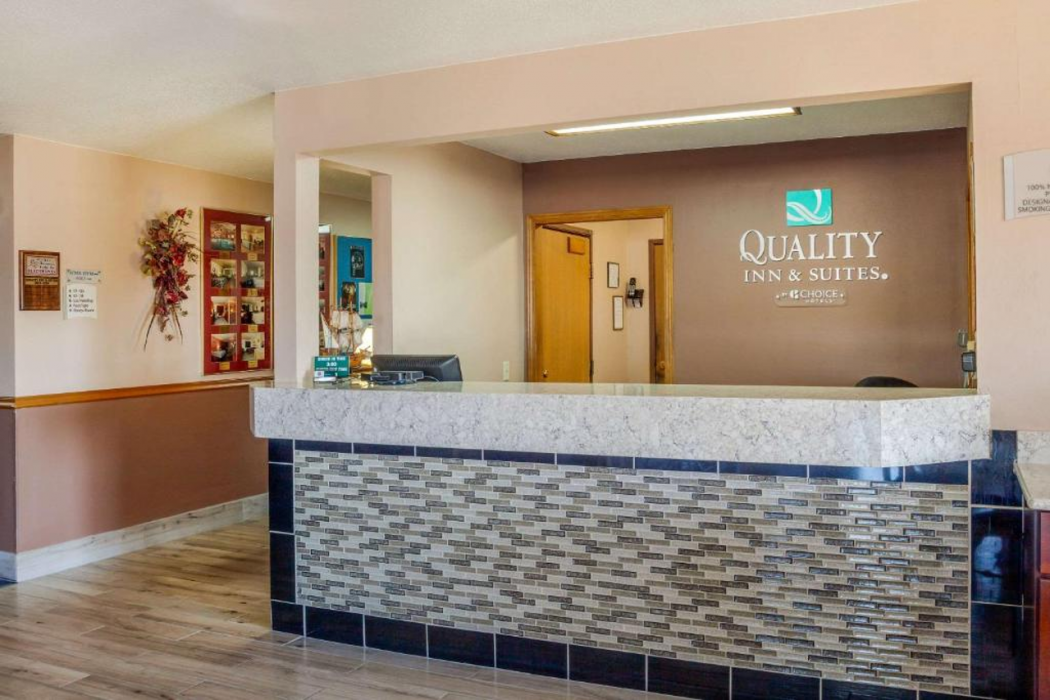 Quality Inn & Suites Prairie Du Chien 3/24