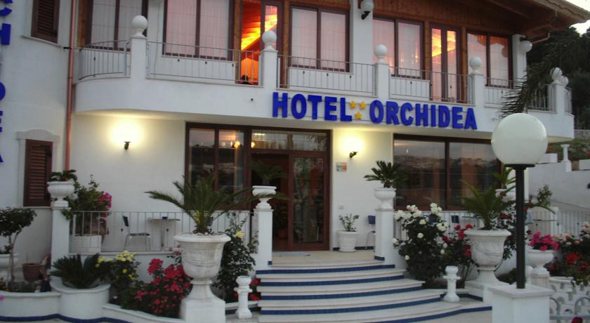 HOTEL ORCHID 1/57