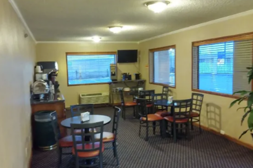 Deerfield Inn By Capital O Blytheville AR I55 27/34