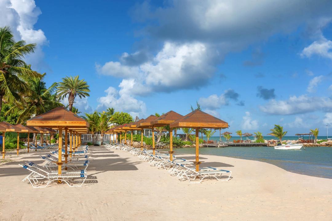 Ocean Point Resort and Spa - Adult Only 13/116