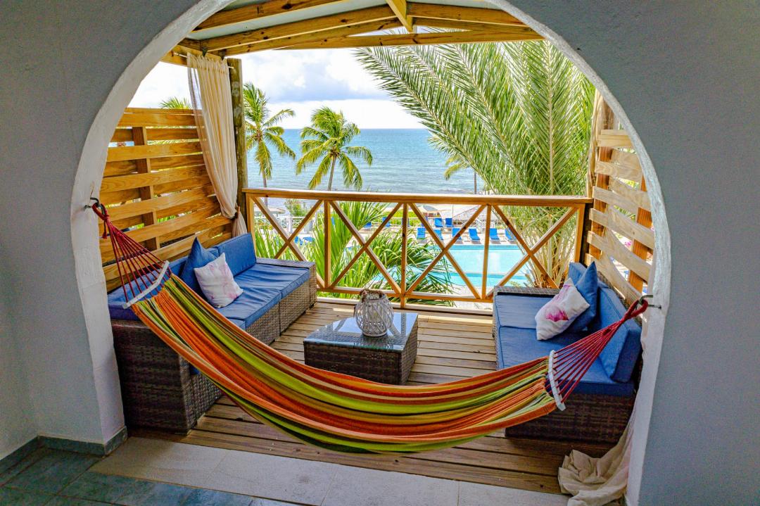 OCEAN FRONT CABANA