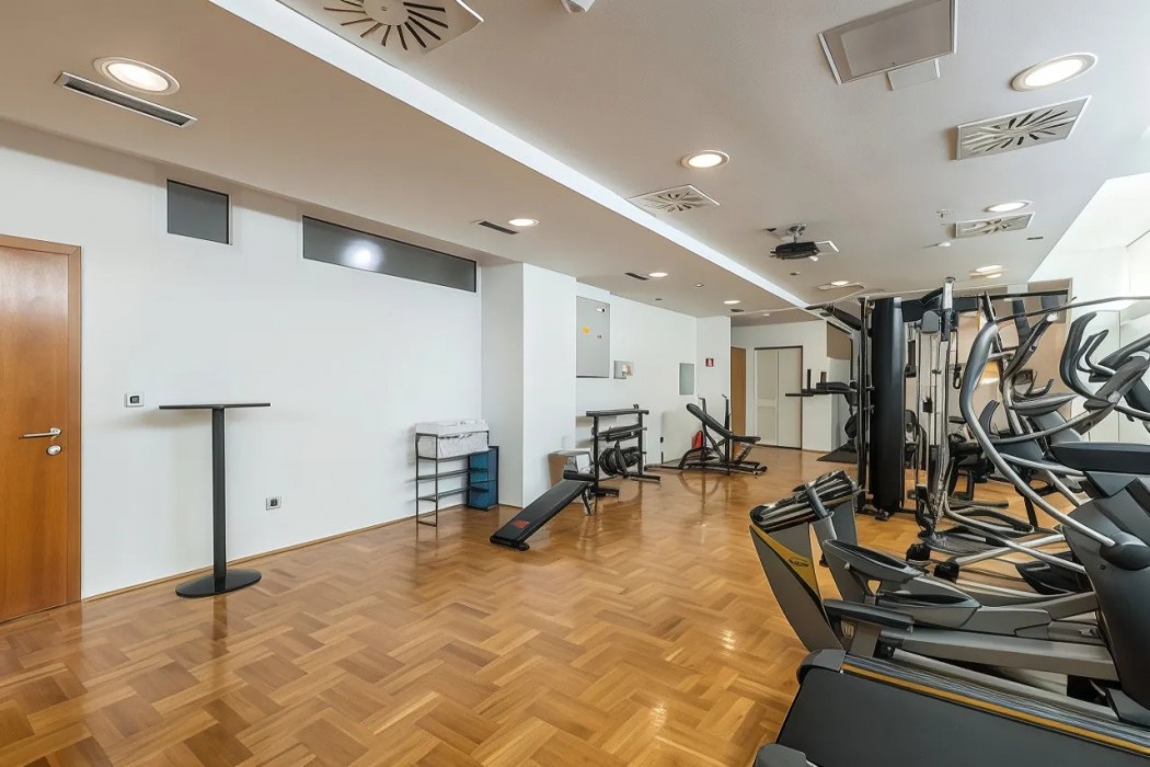 Art Hotel 38/80