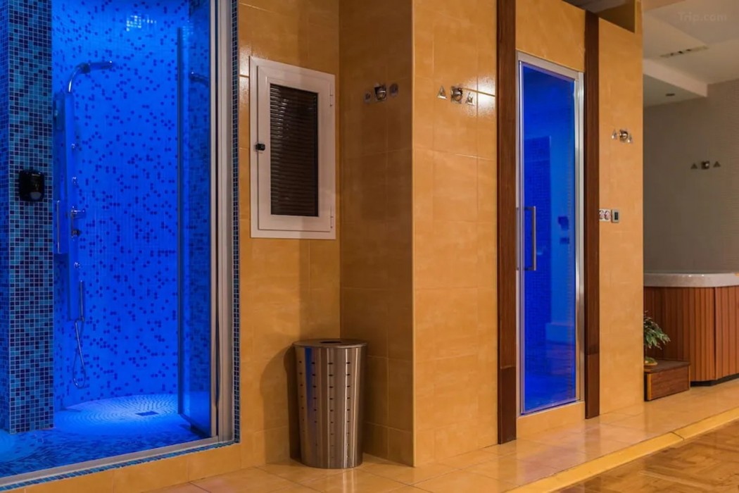 Art Hotel 25/80