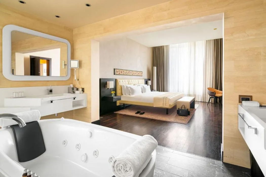 BERD'S Hotel 17/71