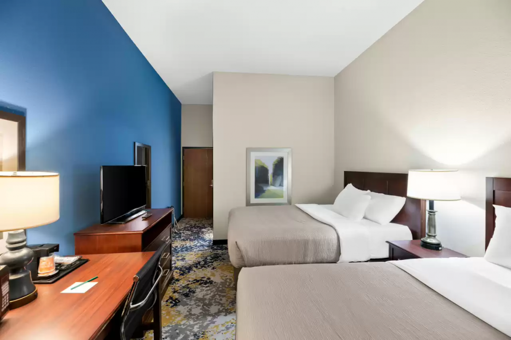 Quality Inn & Suites Big Spring 10/38
