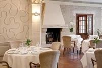 Hotel Restaurant Le Dauphin Et Le Spa du Prieure (ex Best Western) 7/23