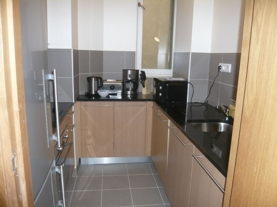 BRIDGESTREET DELUXE RESIDENCE APARTMENTS 14/18