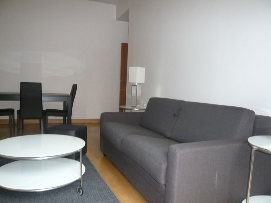 BRIDGESTREET DELUXE RESIDENCE APARTMENTS 11/18