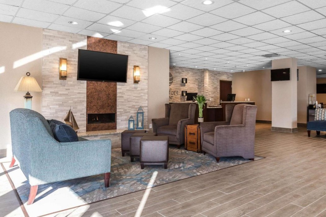 Comfort Inn Bay City-Riverfront 5/36