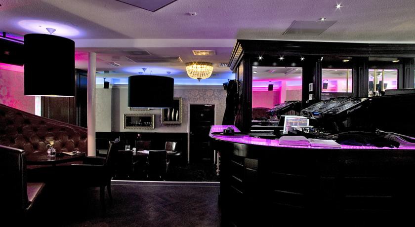 Amadore Stadshotel Jersey 6/47
