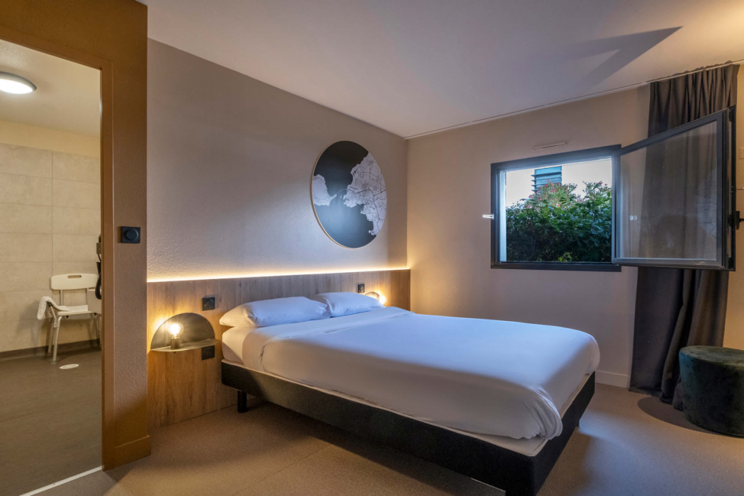 B&B Hotel La Rochelle Centre Les Minimes 12/26