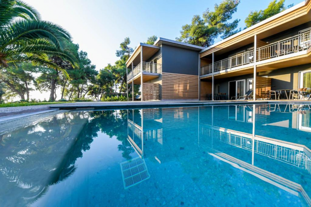 Blue Dolphin Hotel in Ormilia