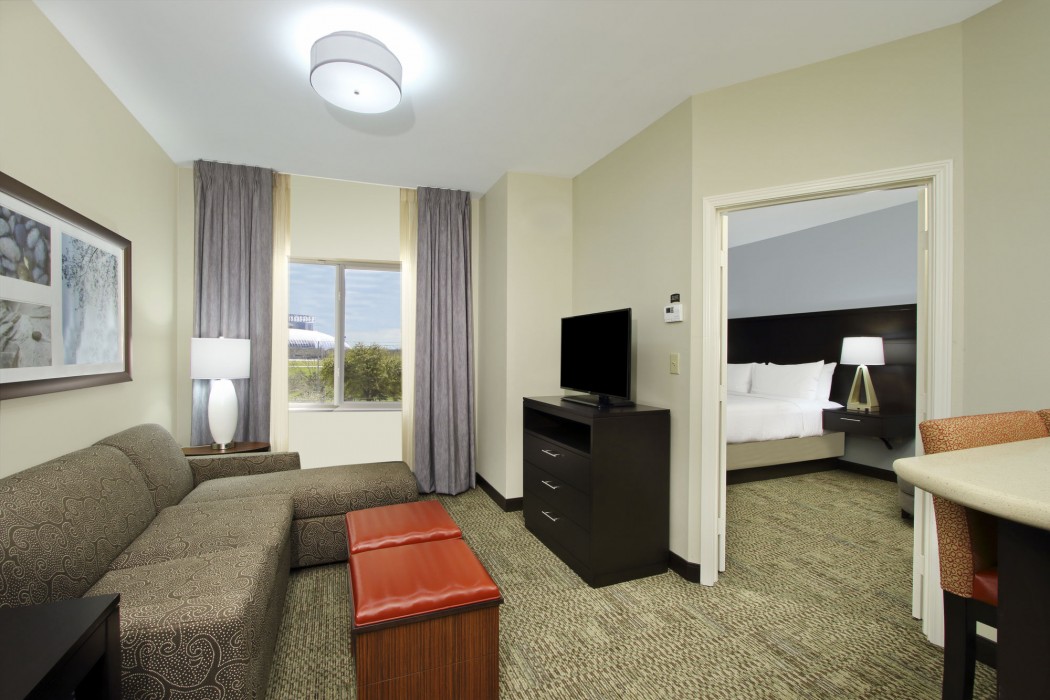 STAYBRIDGE SUITES HOUSTON - MEDICAL CENTER 12/56