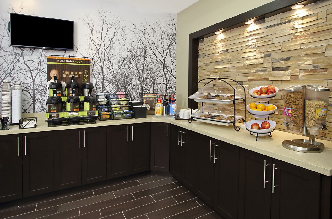 STAYBRIDGE SUITES HOUSTON - MEDICAL CENTER 7/56