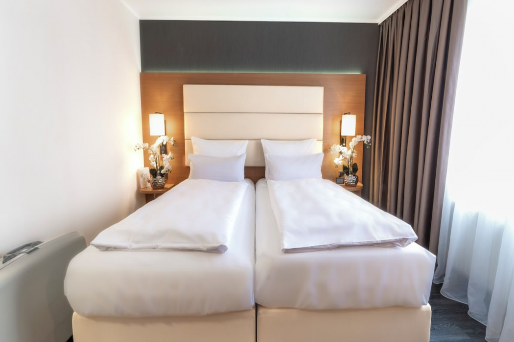 PLAZA INN Heilbronn 6/20