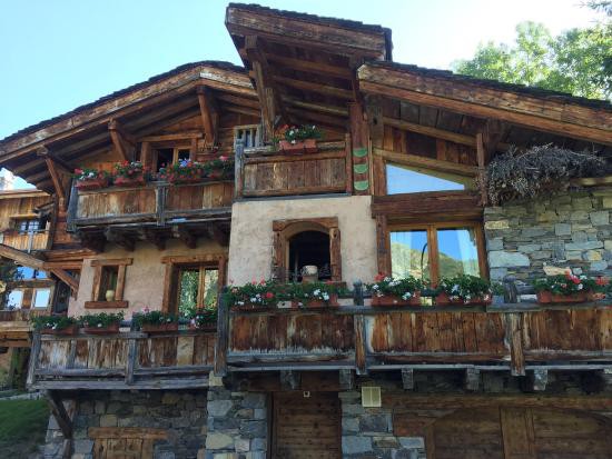 Hotel Restaurant La Bouitte - Relais & Chateaux - 2 etoiles Michelin 1/14