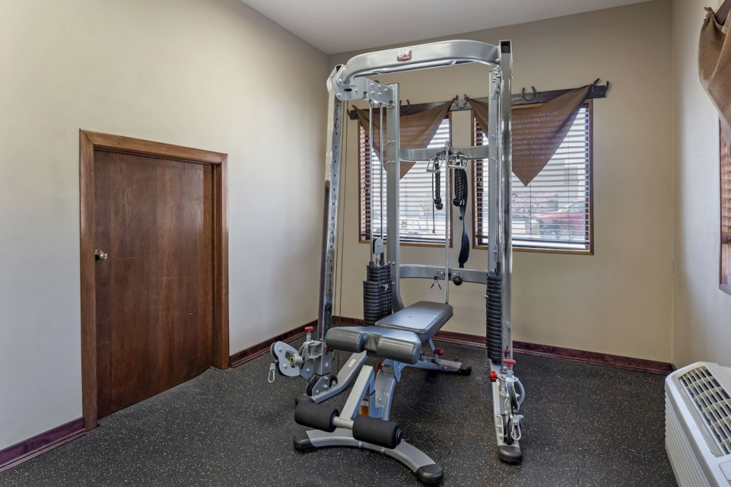 Best Western Plus Country Inn & Suites 23/35