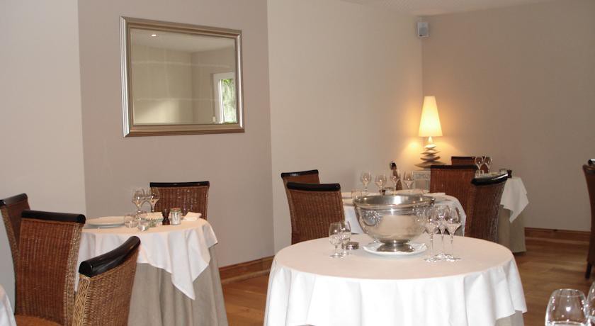 AUBERGE COTE JARDIN 19/56