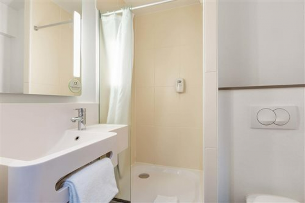 B&B Hotel Lille Centre Grand Palais 4/21