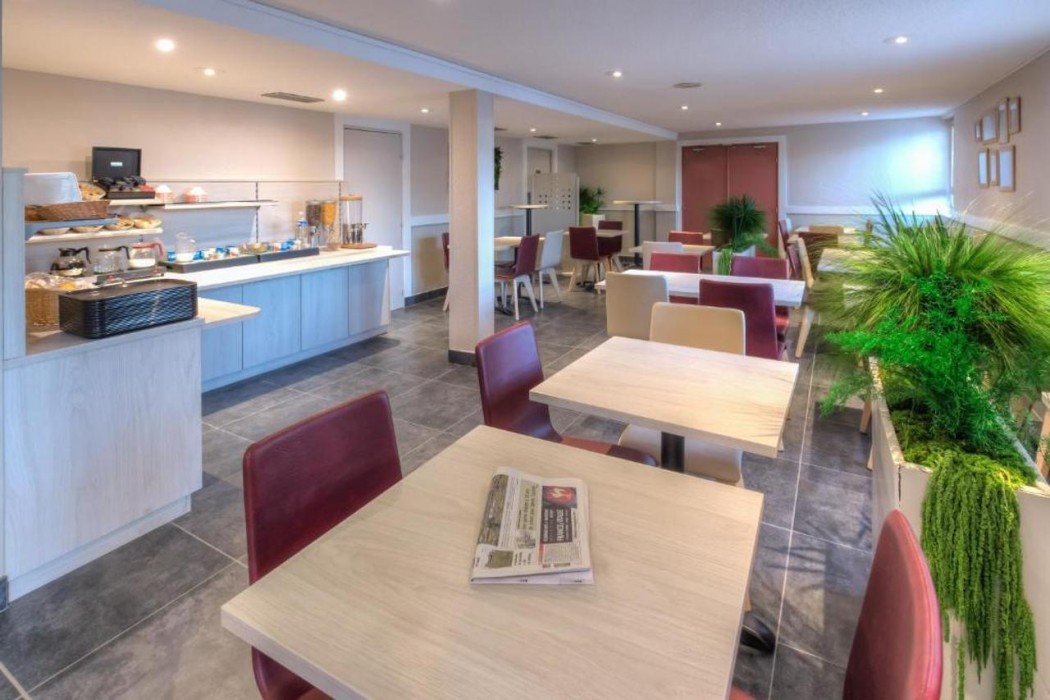 Hotel Astrea 27/40