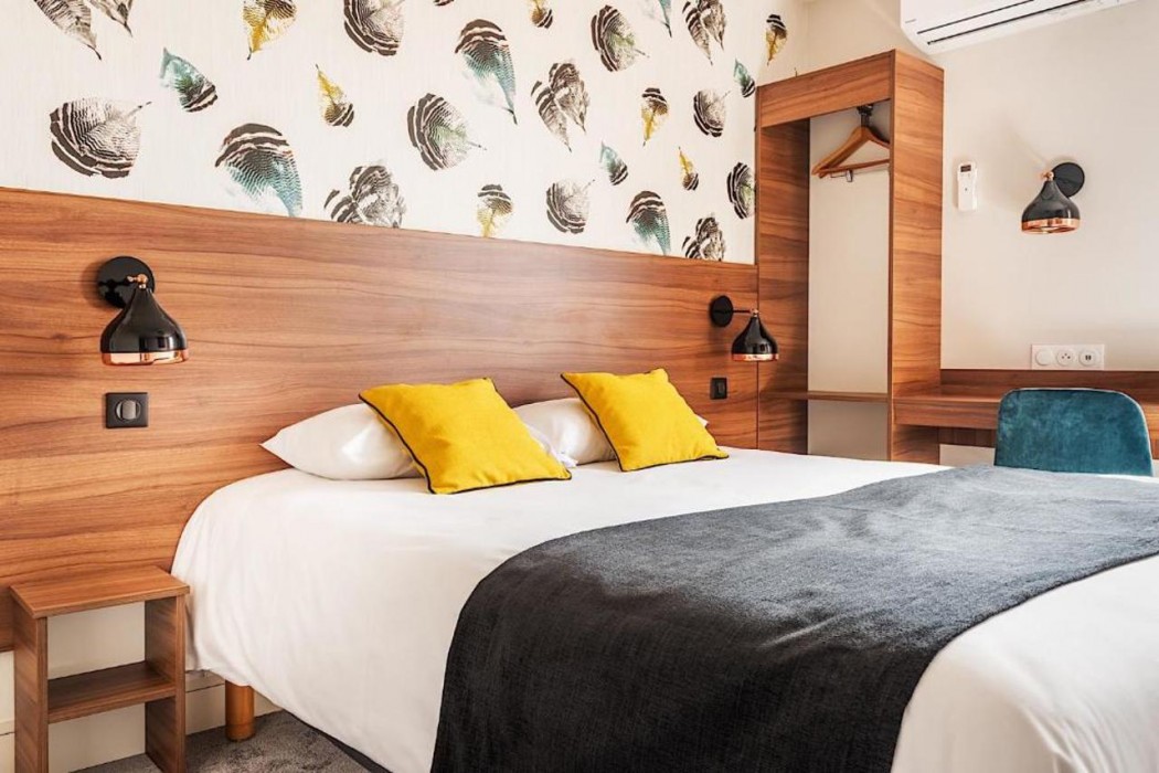 Hotel Astrea 8/40