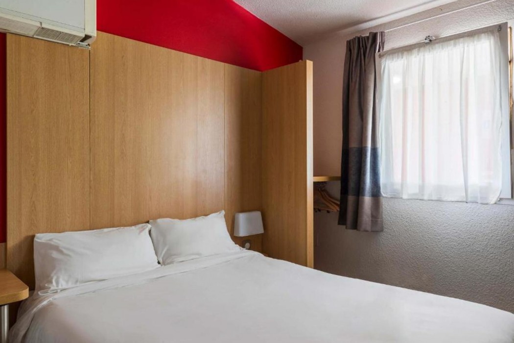 B&B HOTEL Auxerre Bourgogne 9/26