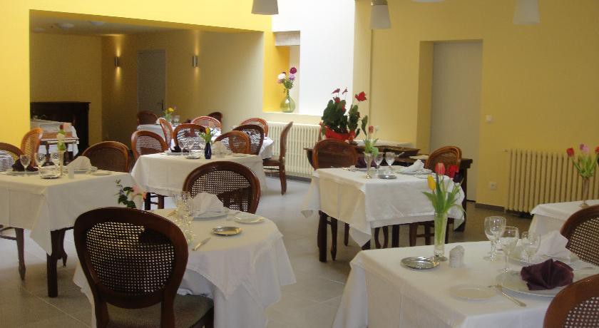 LOGIS HOTEL DE L ECU 15/23