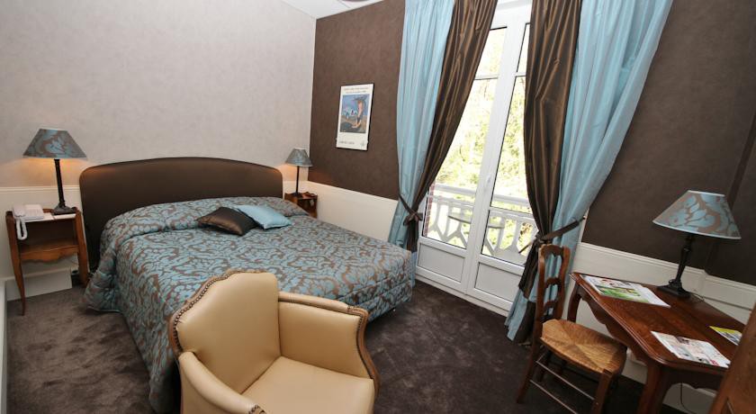 HOTEL LE ROC AU CHIEN 7/53