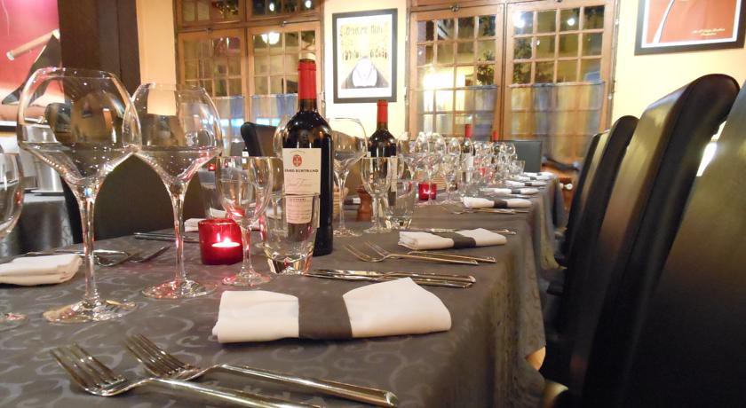 LOGIS HOTEL ECU DE FRANCE 30/45
