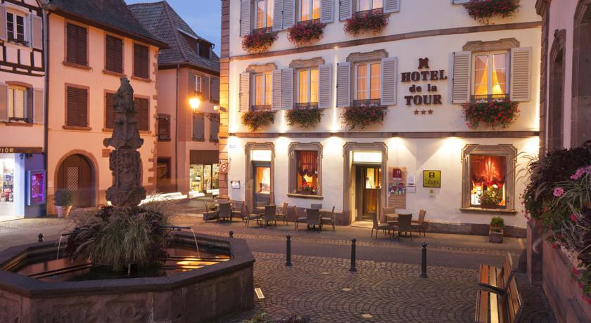 HOTEL DE LA TOUR 1/67