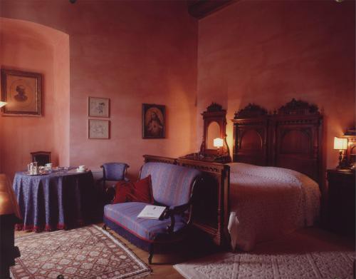 LOCANDA DEI MAI INTEES 4/24