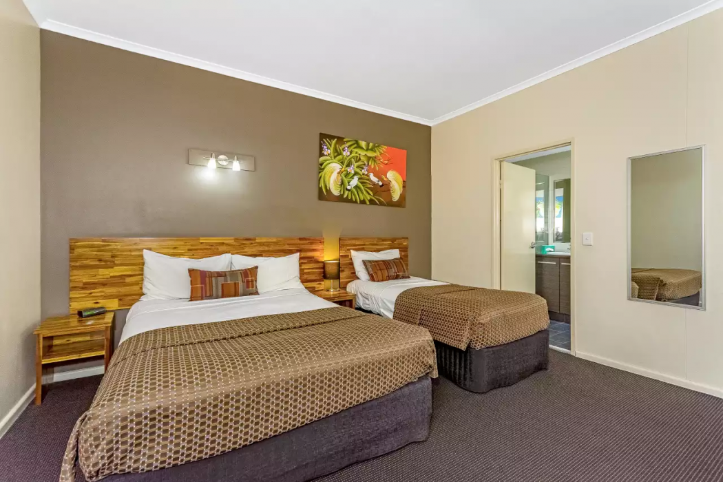Quality Hotel Darwin Airport 11/38