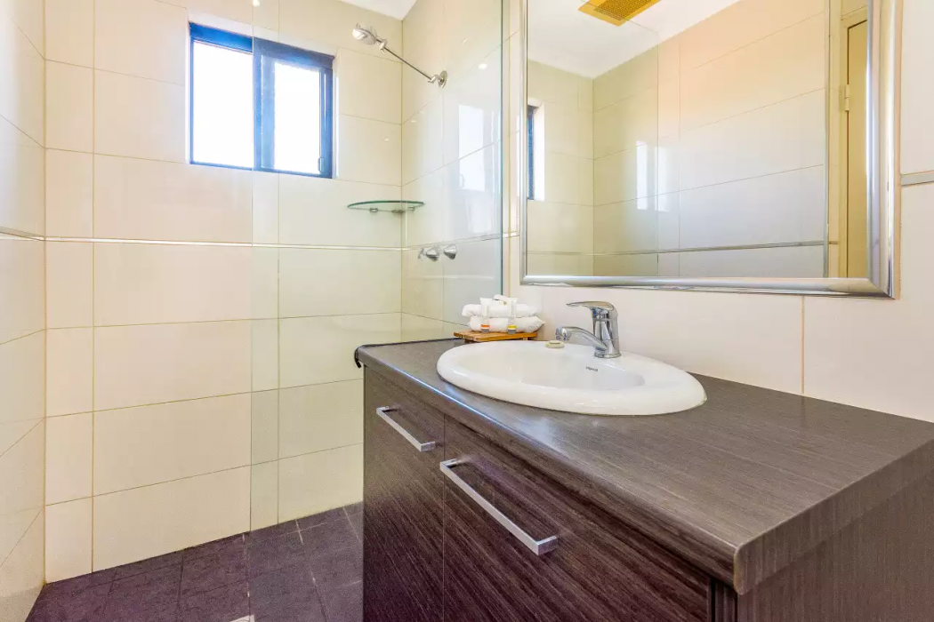 Quality Hotel Darwin Airport 15/38