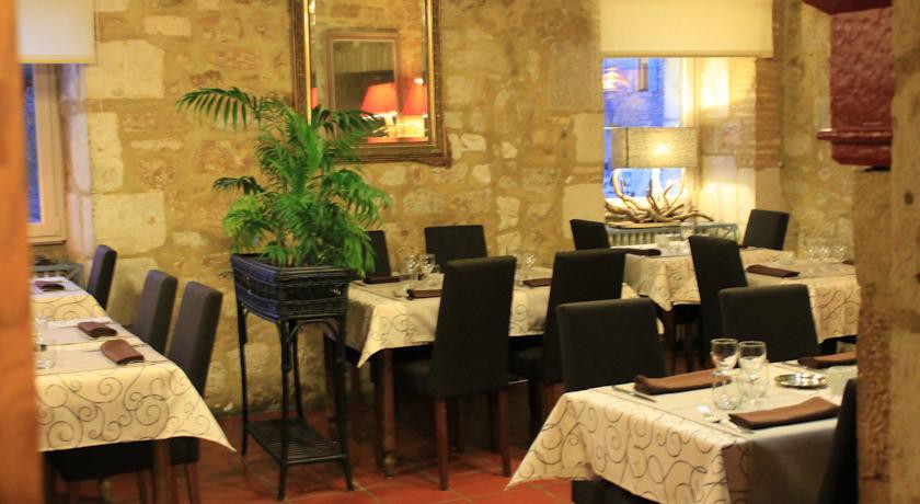 AUBERGE DE LA TOUR 14/26