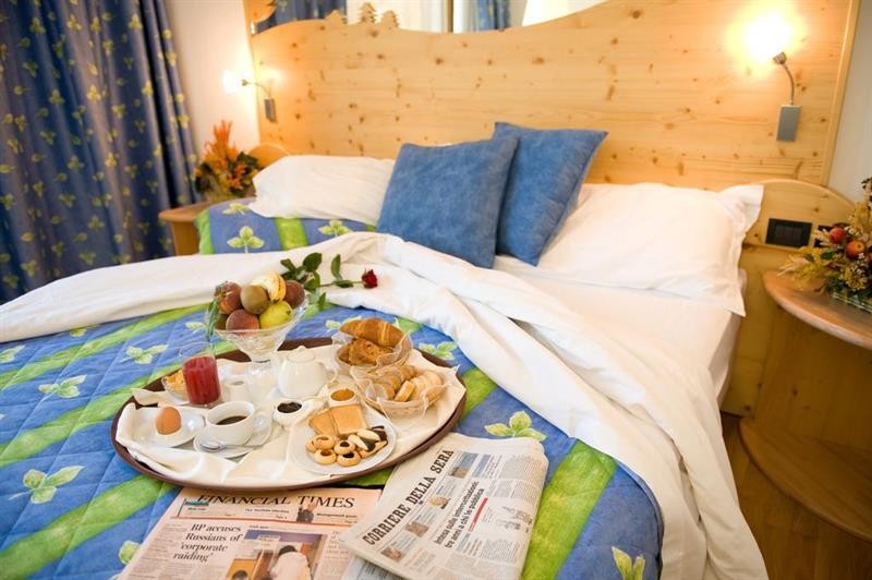 HOTEL RIVE 28/75